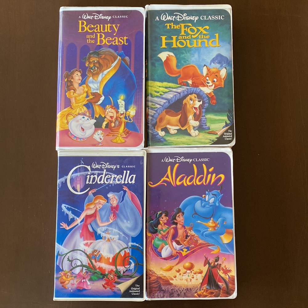 WALT DISNEY BLK💎 VHS CINDERELLA, BEAUTY & THE BEAST, THE FOX & HOUND, ALADDIN